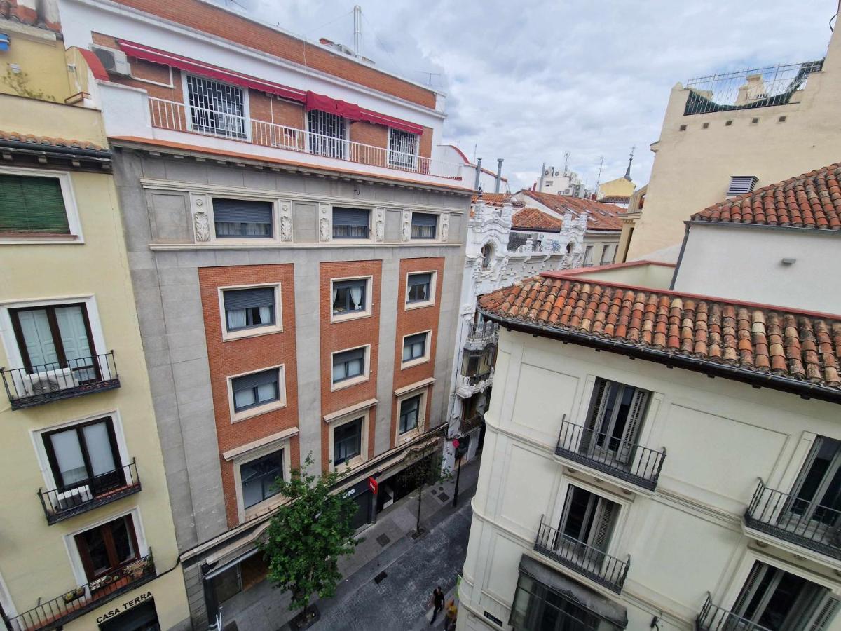 Апартаменты Estupendo Estudio En Pleno Centro De Мадрид Экстерьер фото