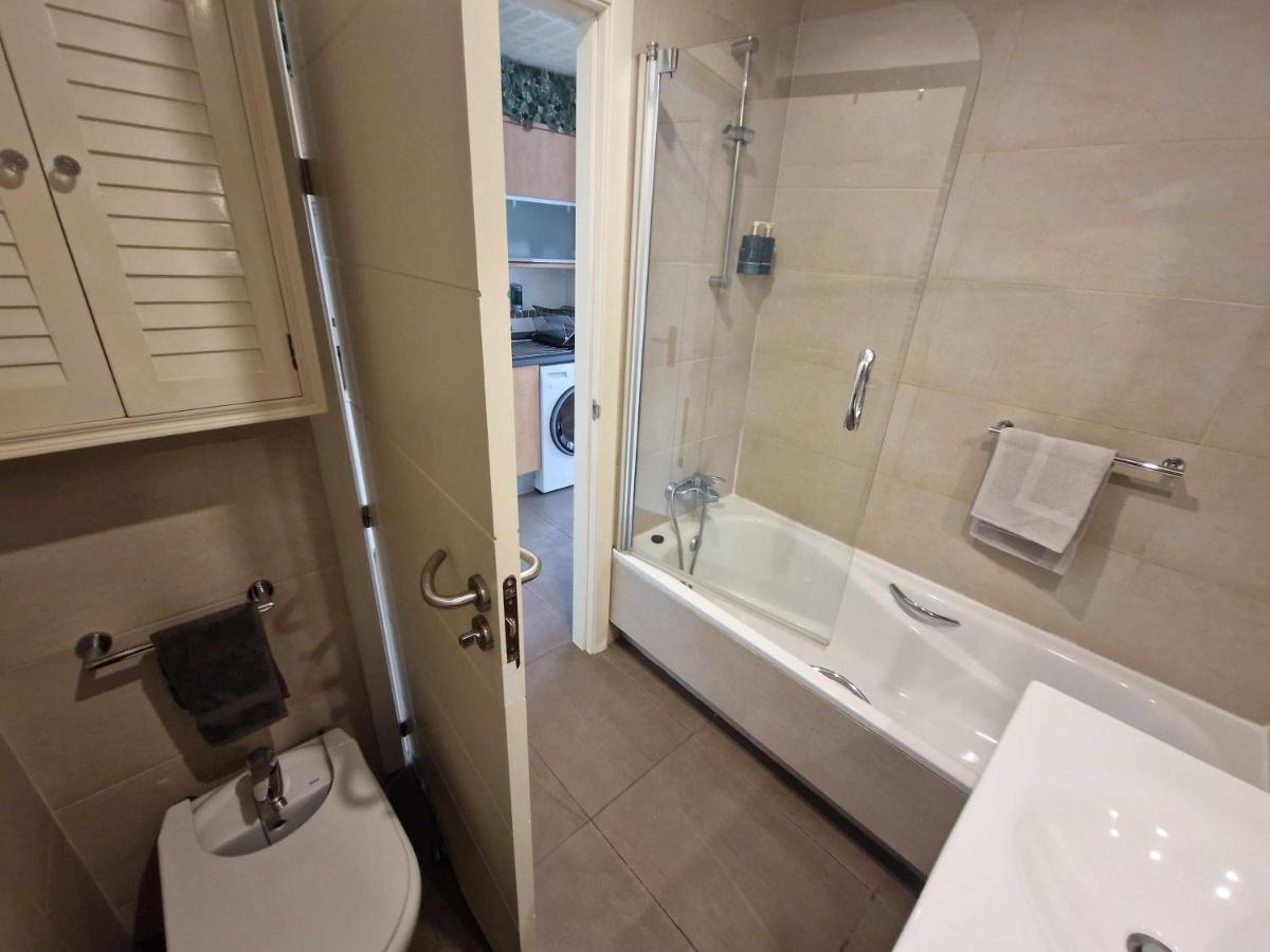 Апартаменты Estupendo Estudio En Pleno Centro De Мадрид Экстерьер фото